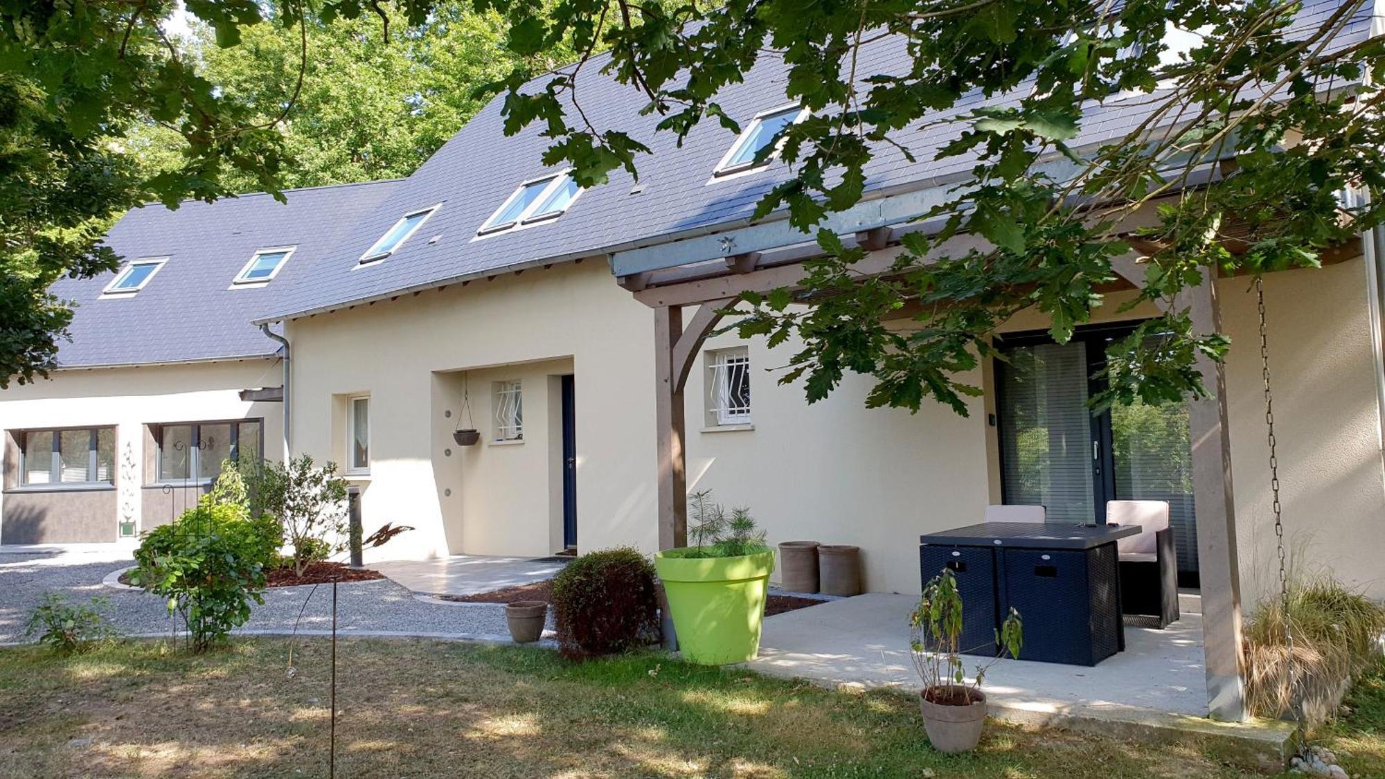 Logis Saponine Maison d'Hôtes climatisée Savonnières Exterior foto